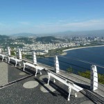 Can I hire guides at Sugar Loaf to guide me and explain me the history?