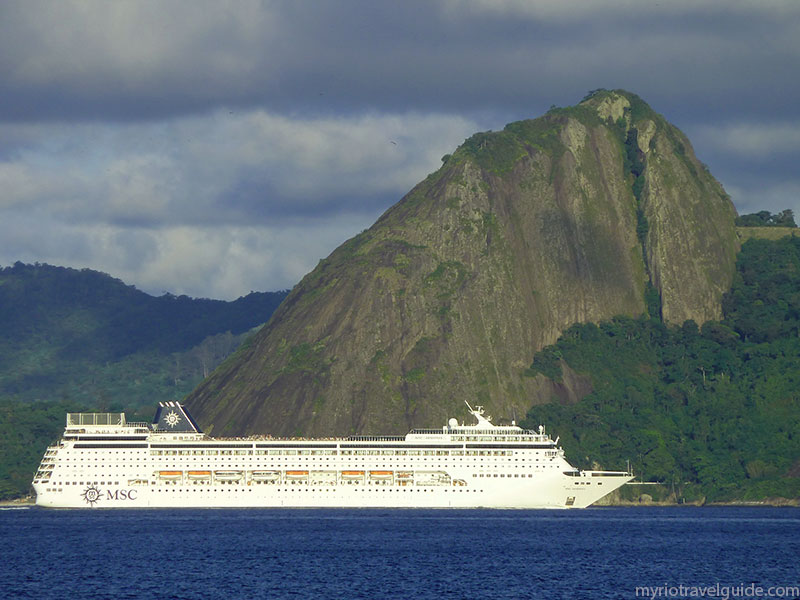 Cruise ship leaving Rio de Janeiro